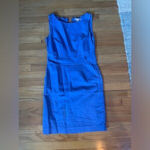 Banana Republic size 4 women’s blue formal office dress with belt loops